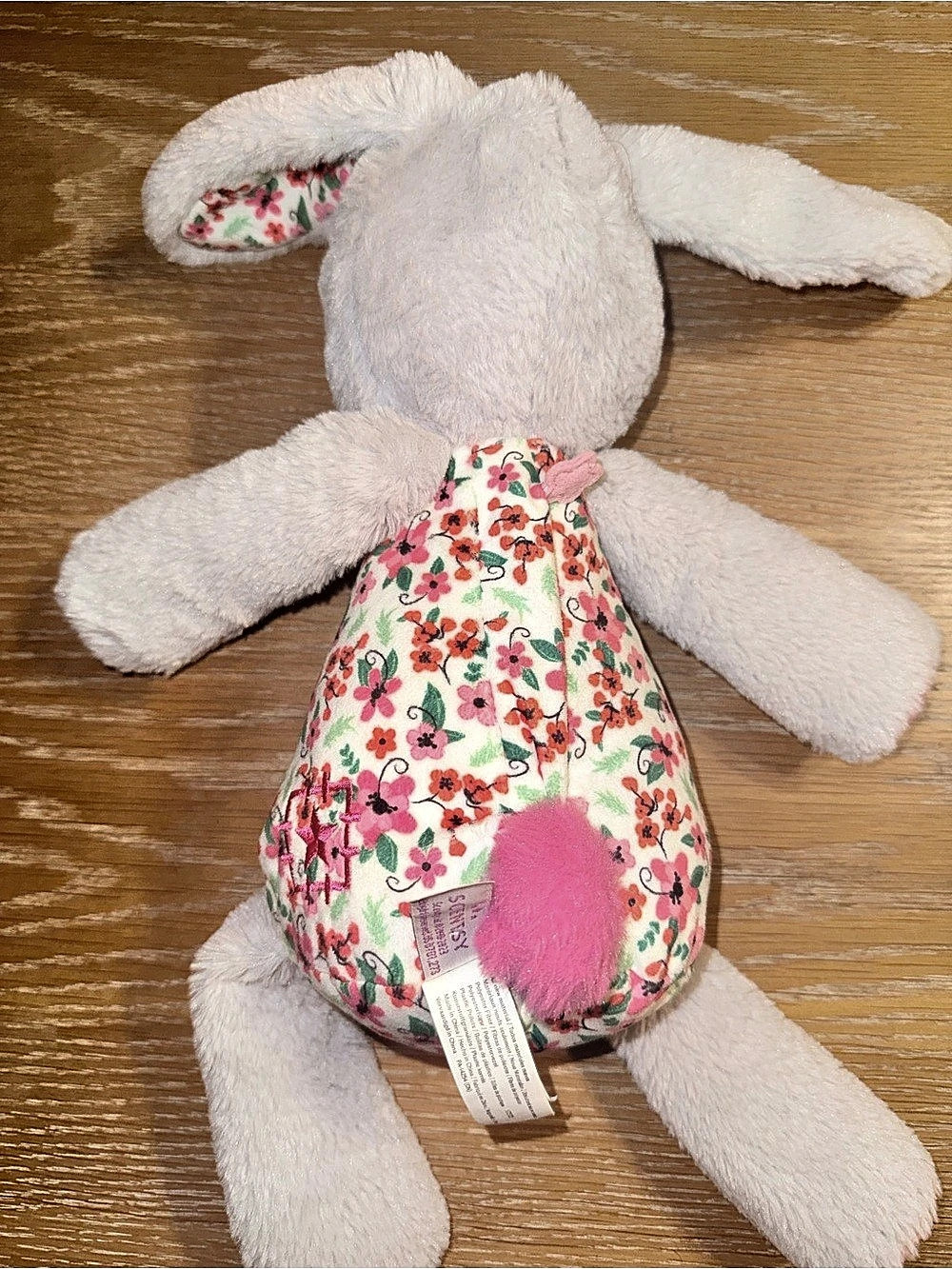 Scentsy Buddy Rabbit - Picture 3 of 5